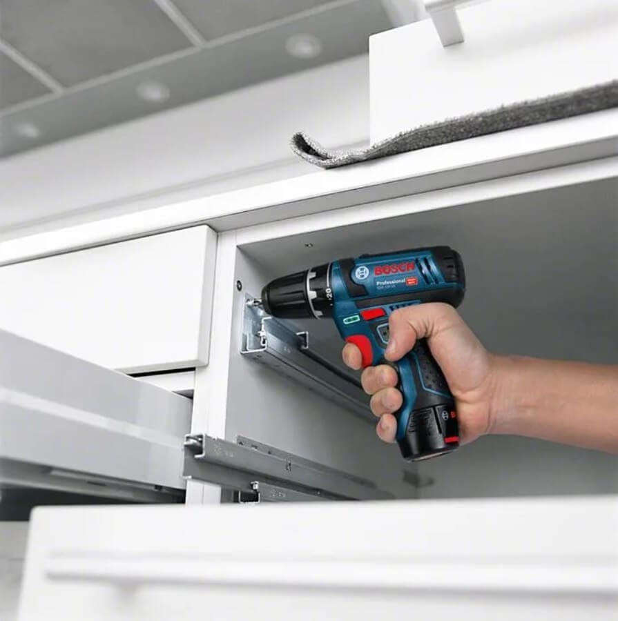 bosch-gsr-12v-15-porakone-ruuvinvaannin